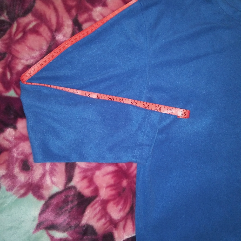 Perry Ellis Long Tee - Picture 6 of 7